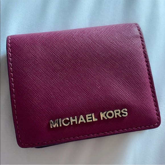 Michael Kors Wallet - Picture 1 of 2